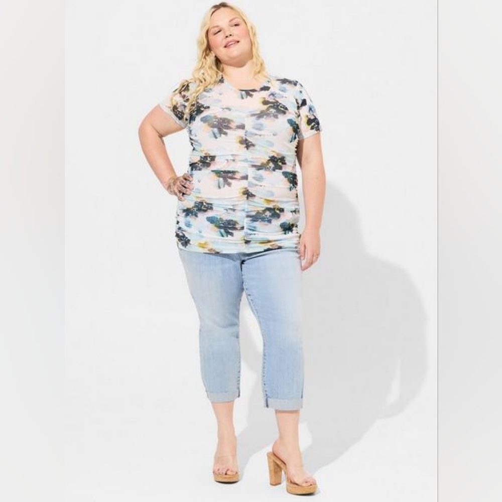 🆕 Torrid Stretch Mesh Ruched Top (Torrid 1) - Picture 2 of 11